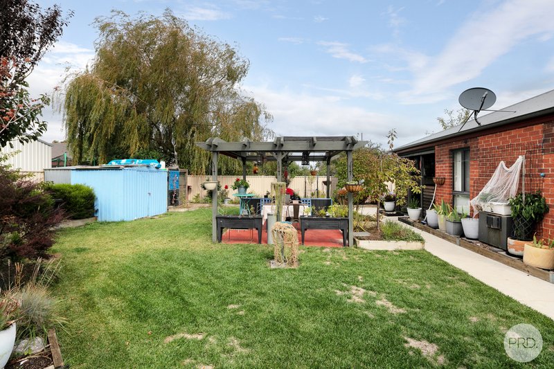 Photo - 10 Heppner Court, Sebastopol VIC 3356 - Image 13