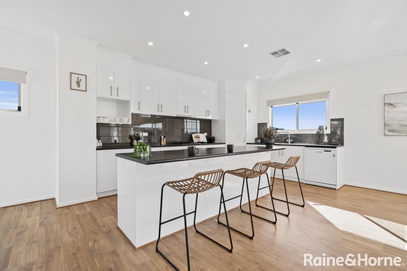 Photo - 10 Hero Avenue, Middleton SA 5213 - Image 18