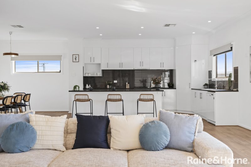 Photo - 10 Hero Avenue, Middleton SA 5213 - Image 23