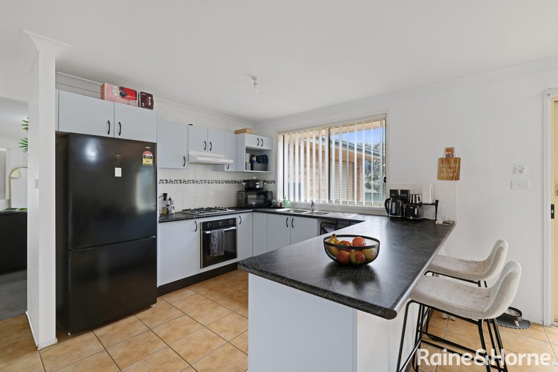 Photo - 10 Hesperus Close, Nowra NSW 2541 - Image 3