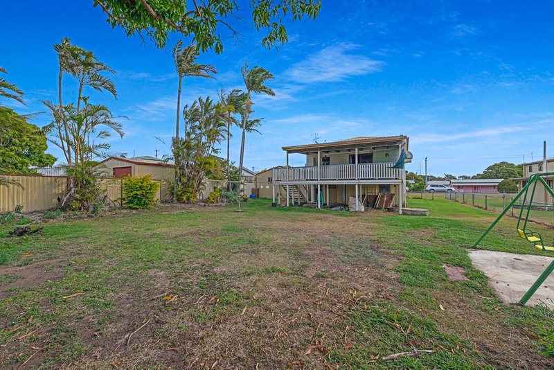 Photo - 10 Hicks Street, Burnett Heads QLD 4670 - Image 15