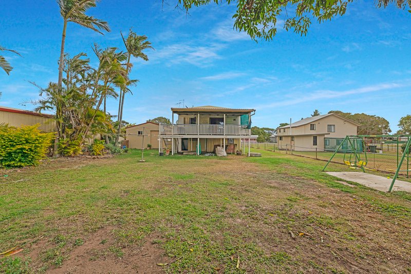 Photo - 10 Hicks Street, Burnett Heads QLD 4670 - Image 16