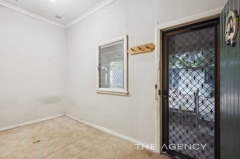 Photo - 10 High View Road, Greenmount WA 6056 - Image 6