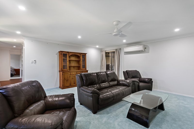 Photo - 10 Highland Park Road, Meringandan West QLD 4352 - Image 12