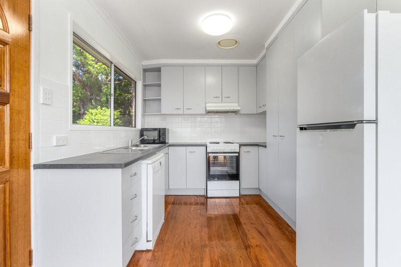 Photo - 10 Hill Street, Kingston QLD 4114 - Image 7