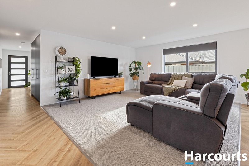 Photo - 10 Hill View Way, West Ulverstone TAS 7315 - Image 14