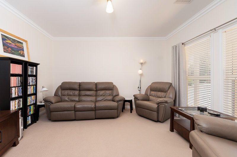 Photo - 10 Hillcrest Court, Littlehampton SA 5250 - Image 7