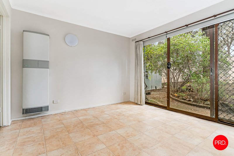 Photo - 10 Hillview Street, Flora Hill VIC 3550 - Image 8