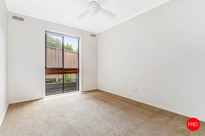 Photo - 10 Hillview Street, Flora Hill VIC 3550 - Image 12