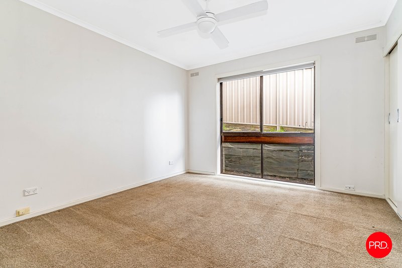 Photo - 10 Hillview Street, Flora Hill VIC 3550 - Image 14