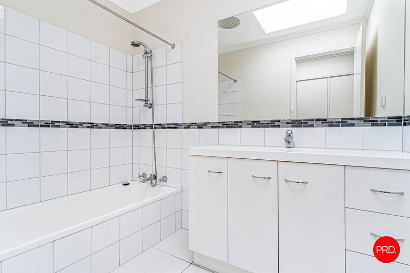Photo - 10 Hillview Street, Flora Hill VIC 3550 - Image 15