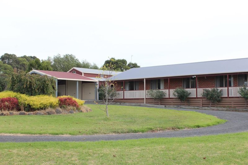 10 Hobson Court, Devon North VIC 3971