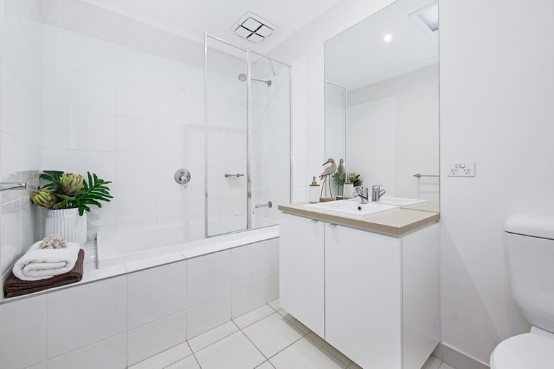 Photo - 10 Hoddle Street, Mulgrave VIC 3170 - Image 11