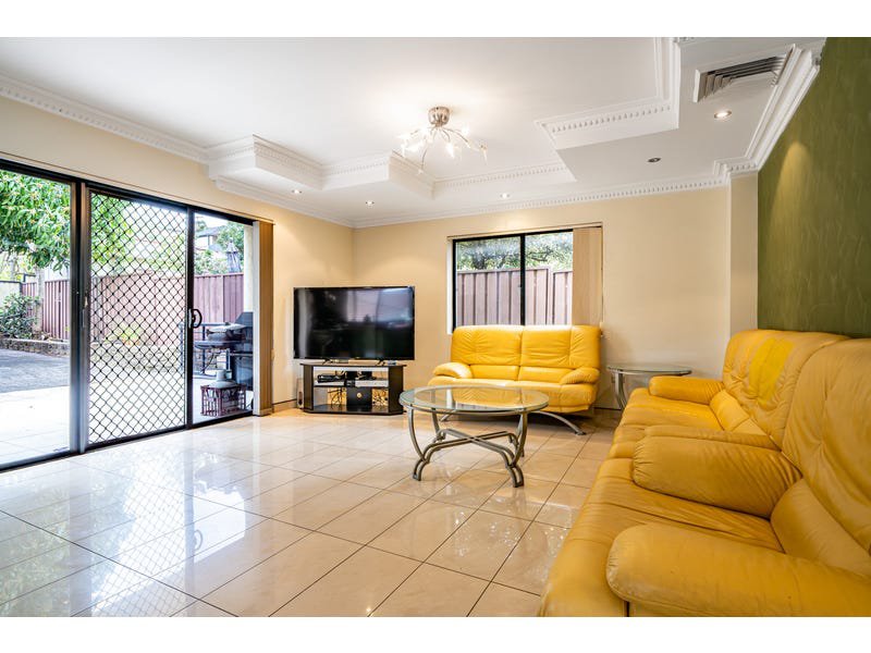 Photo - 10 Hodge Street, Hurstville NSW 2220 - Image 4