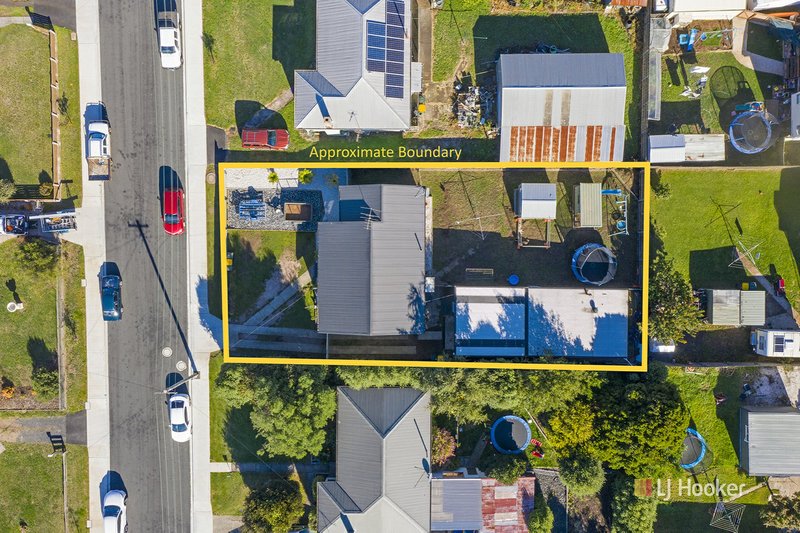 Photo - 10 Holyman Street, Devonport TAS 7310 - Image 9