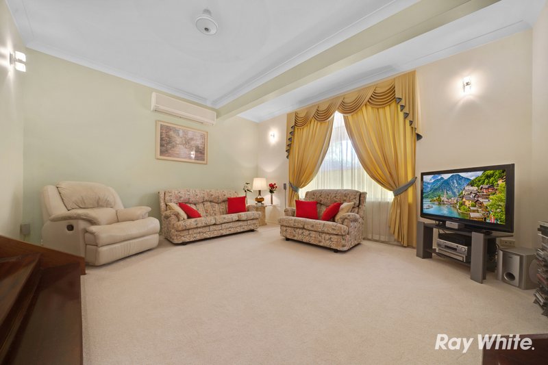 Photo - 10 Holyoake Drive, Daisy Hill QLD 4127 - Image 8