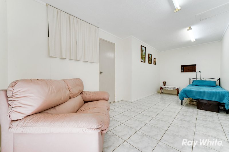 Photo - 10 Holyoake Drive, Daisy Hill QLD 4127 - Image 26