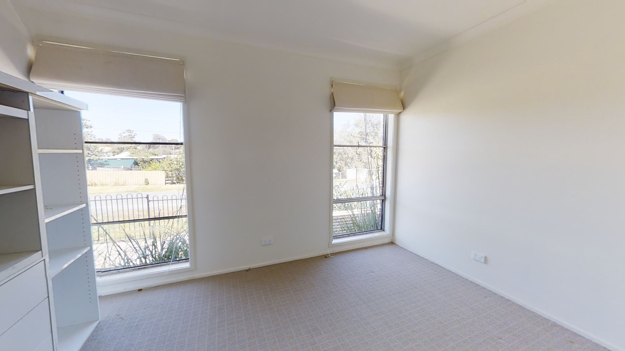 7-bedroom house at 10 HONEYSUCKLE STREET, Eaglehawk VIC 3556, Greater Bendigo, Victoria