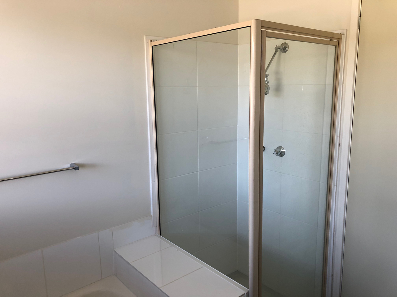 7-bedroom house at 10 HONEYSUCKLE STREET, Eaglehawk VIC 3556, Greater Bendigo, Victoria