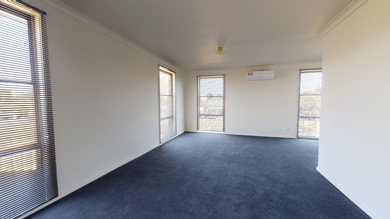 7-bedroom house at 10 HONEYSUCKLE STREET, Eaglehawk VIC 3556, Greater Bendigo, Victoria