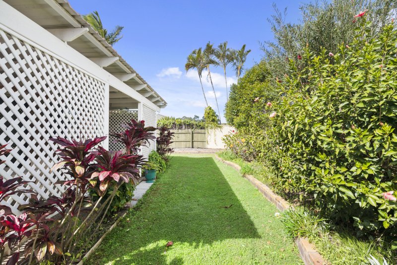 Photo - 10 Honeywood Court, Burleigh Waters QLD 4220 - Image 14