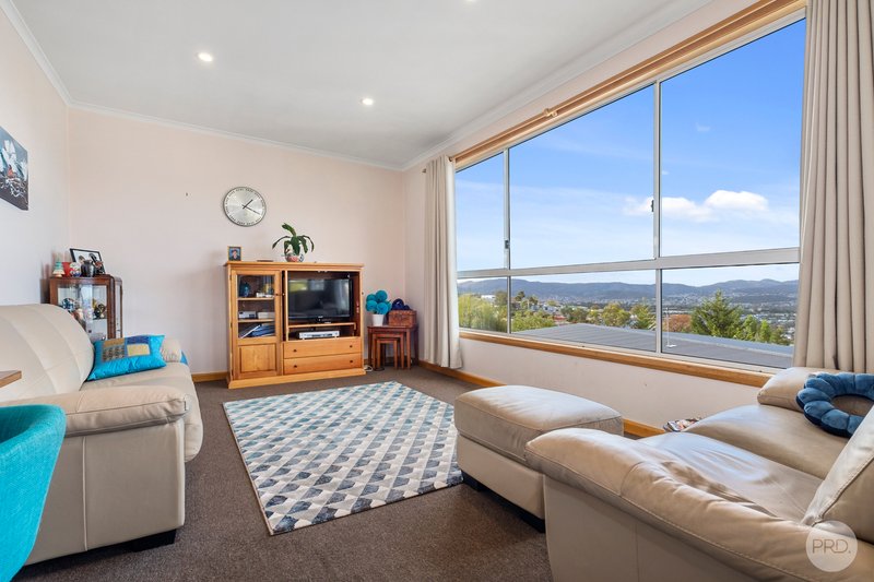 Photo - 10 Hooper Crescent, Mount Stuart TAS 7000 - Image 11