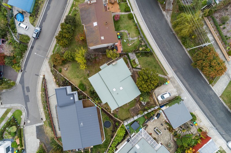 Photo - 10 Hooper Crescent, Mount Stuart TAS 7000 - Image 24