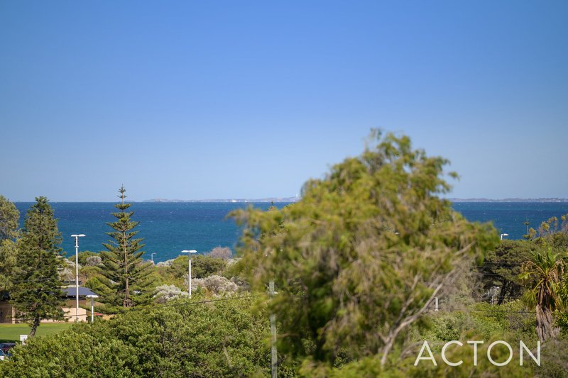 10 Howick Court, Coogee WA 6166