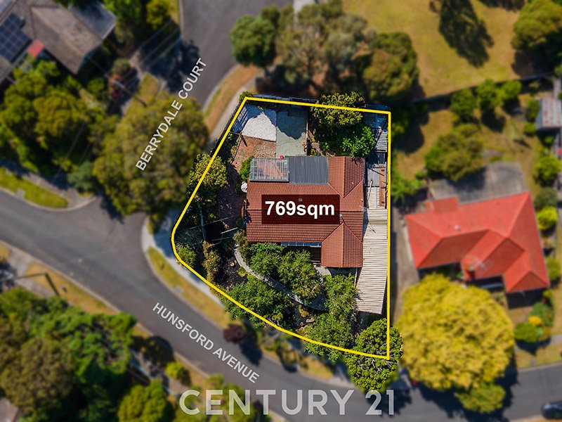 10 Hunsford Avenue, Notting Hill VIC 3168