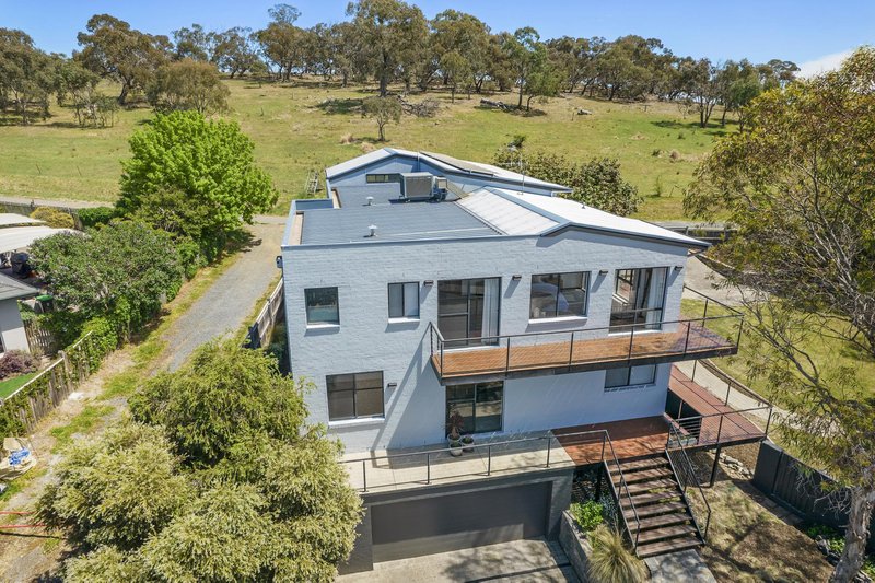 Photo - 10 Hutcheon Place, Nicholls ACT 2913 - Image 23