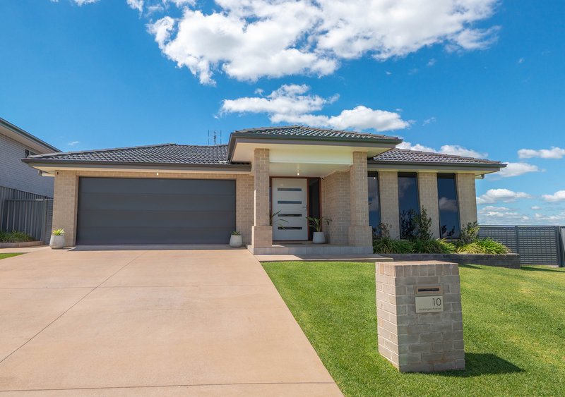 Photo - 10 Hydrangea Avenue, Parkes NSW 2870 - Image 1