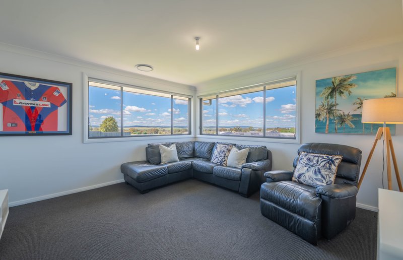 Photo - 10 Hydrangea Avenue, Parkes NSW 2870 - Image 3