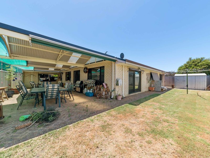 Photo - 10 Hynes Court, Huntingdale WA 6110 - Image 3