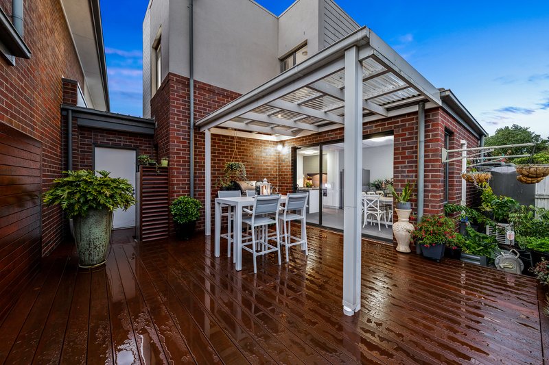 Photo - 10 Ibrox Street, Mulgrave VIC 3170 - Image 13