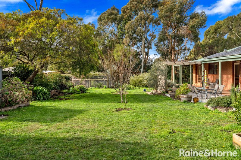 Photo - 10 Ida Crescent, Romsey VIC 3434 - Image 17