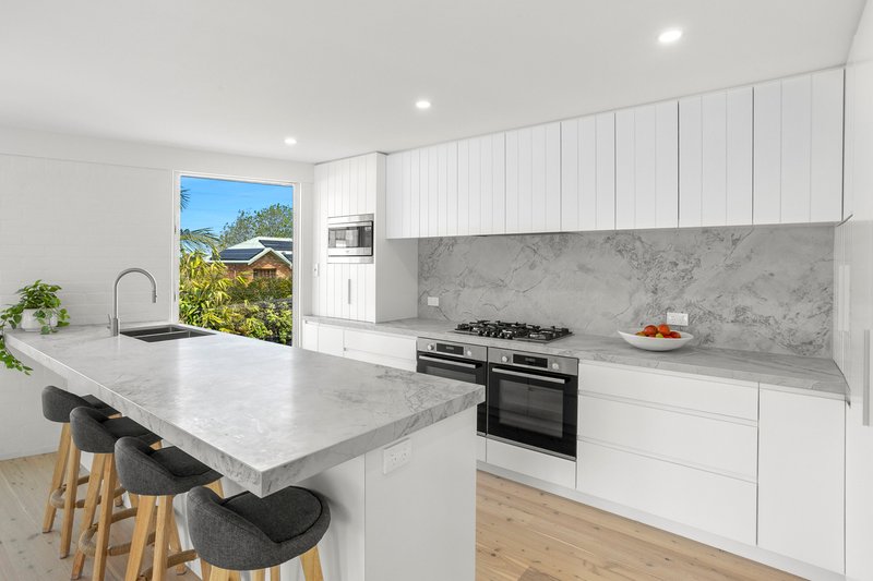 Photo - 10 Illalong Avenue, North Balgowlah NSW 2093 - Image 2