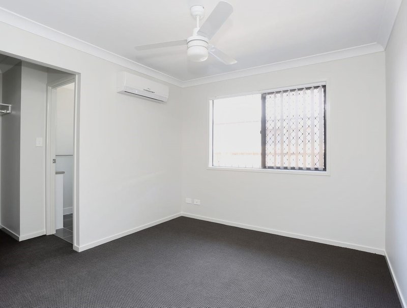 Photo - 10 Imelda Way, Pimpama QLD 4209 - Image 4