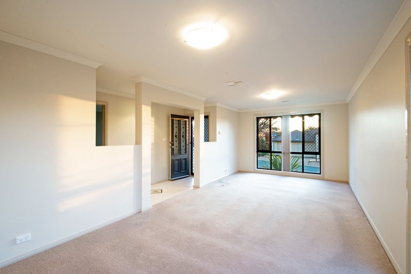 Photo - 10 Inglewood Street, Gungahlin ACT 2912 - Image 17