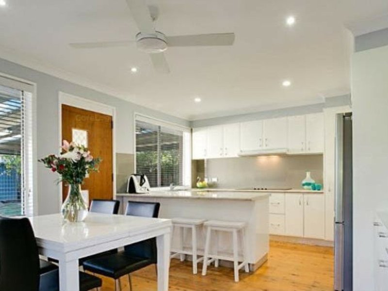 Photo - 10 Inverness Road, South Penrith NSW 2750 - Image 3