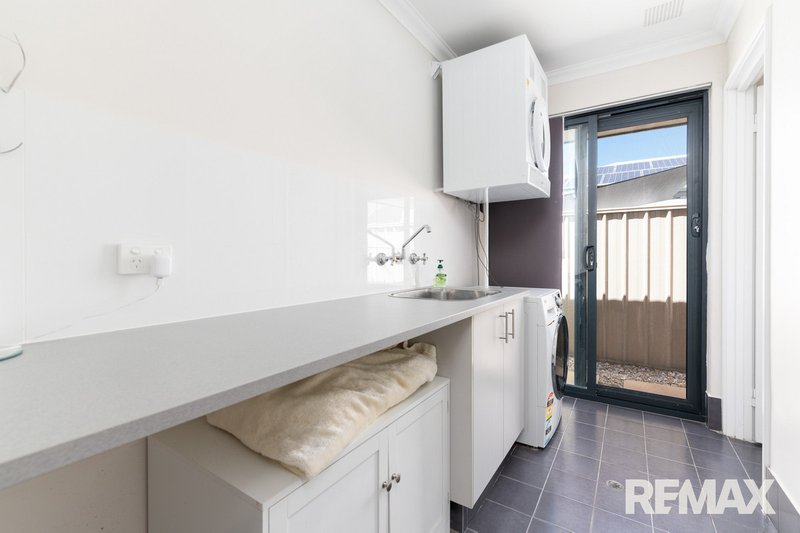 Photo - 10 Investigator Parade, Jindalee WA 6036 - Image 22