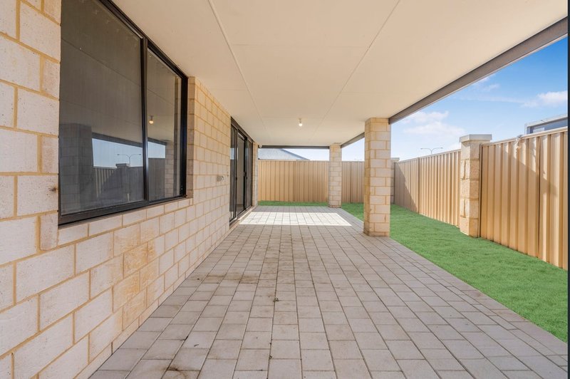 Photo - 10 Ioppolo Court, Sinagra WA 6065 - Image 13