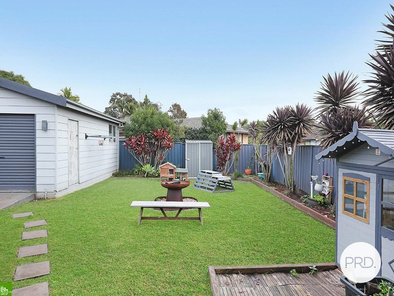 Photo - 10 Iron Bark Avenue, Albion Park Rail NSW 2527 - Image 10