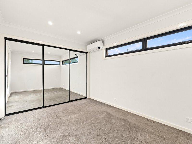 Photo - 10 Isaacs Street, Laverton VIC 3028 - Image 11