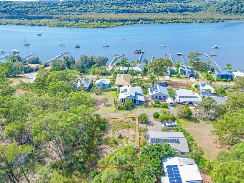 Photo - 10 Island View Road, Russell Island QLD 4184 - Image 5