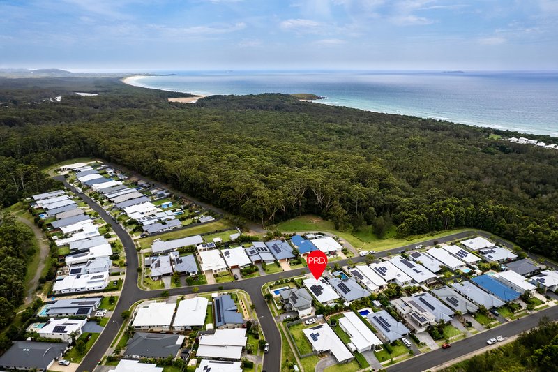 Photo - 10 Ivory Circuit, Sapphire Beach NSW 2450 - Image 4