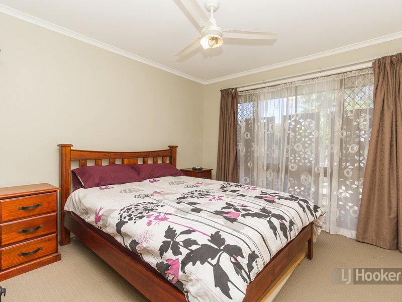 Photo - 10 Ixora Court, Regents Park QLD 4118 - Image 5