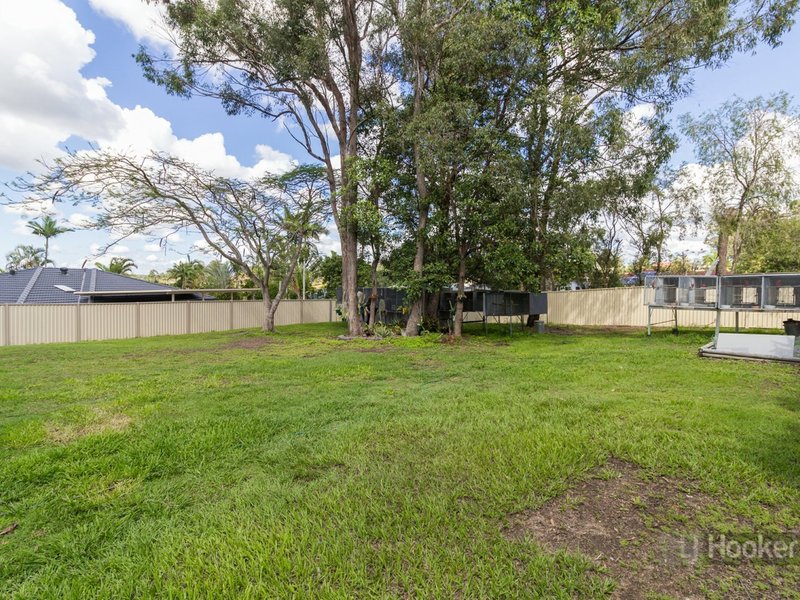 Photo - 10 Ixora Court, Regents Park QLD 4118 - Image 9