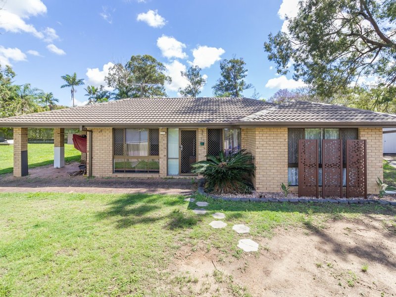 Photo - 10 Ixora Court, Regents Park QLD 4118 - Image 10