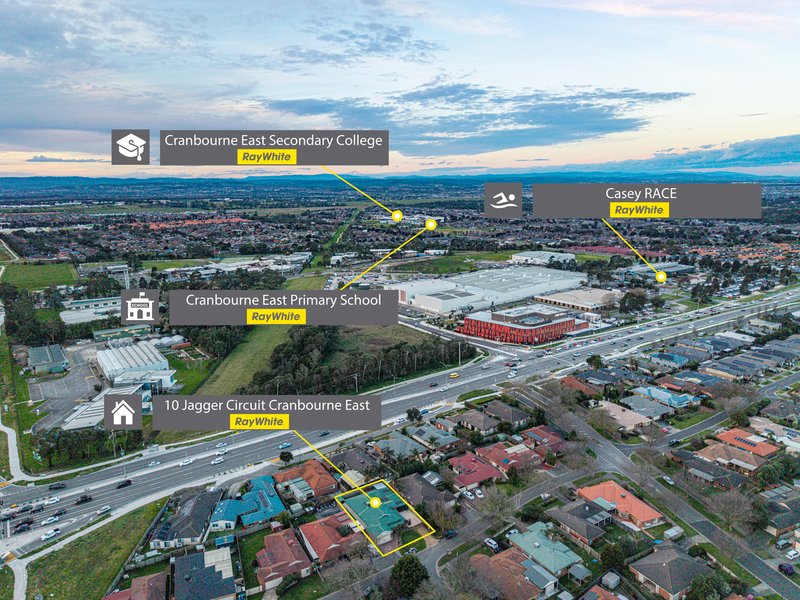 Photo - 10 Jagger Circuit, Cranbourne East VIC 3977 - Image 33