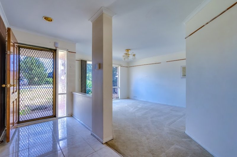 Photo - 10 James Austin Place, Hoppers Crossing VIC 3029 - Image 3